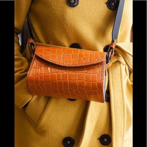 NWT DW Handmade Genuine Leather & Wood Crossbody - Picture 3 of 13